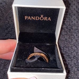 Pandora ring
